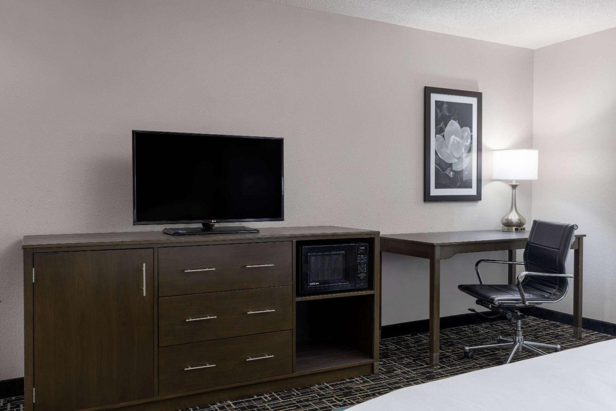 La Quinta By Wyndham Covington Hotel Kültér fotó