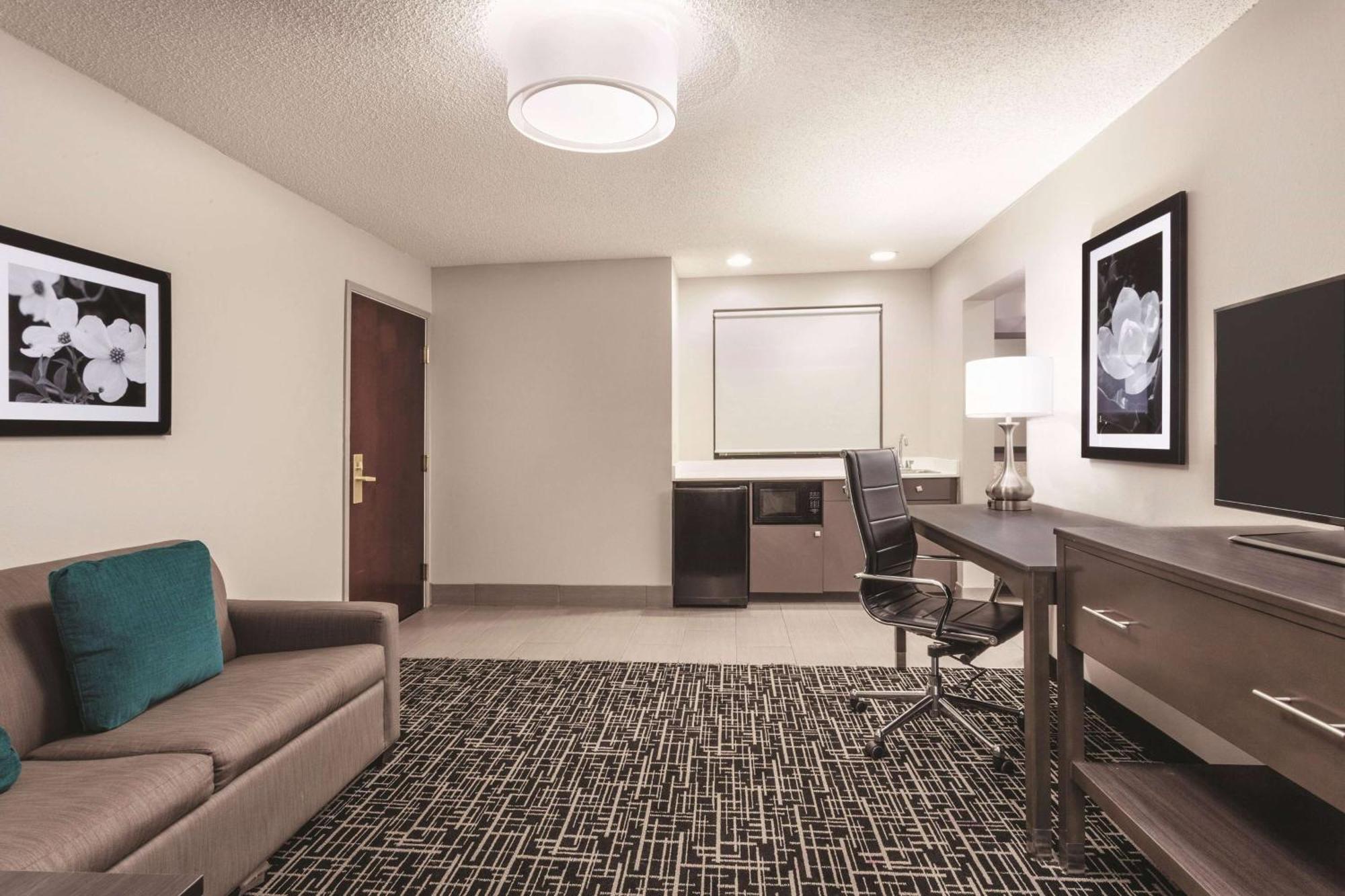 La Quinta By Wyndham Covington Hotel Kültér fotó